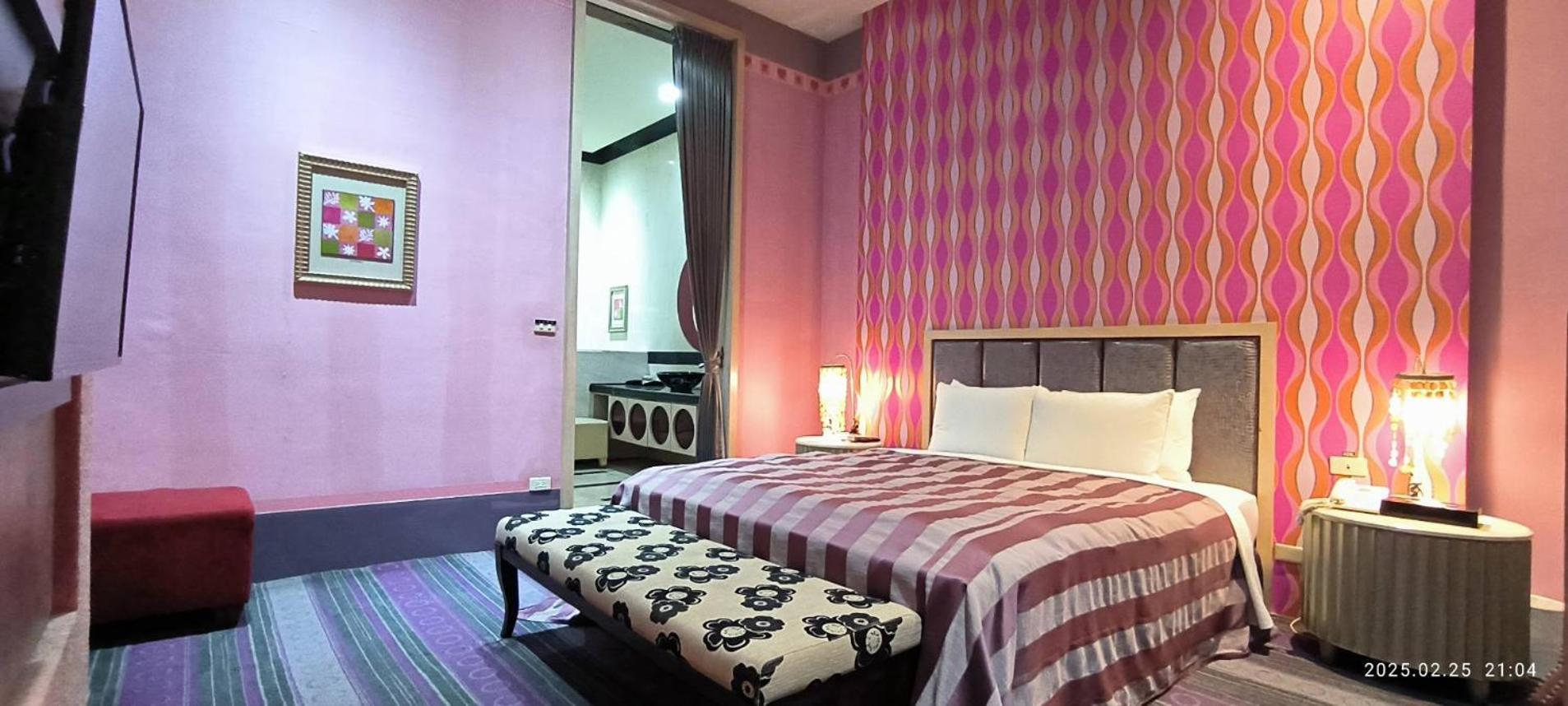 Shantis Motel Chiayi Extérieur photo