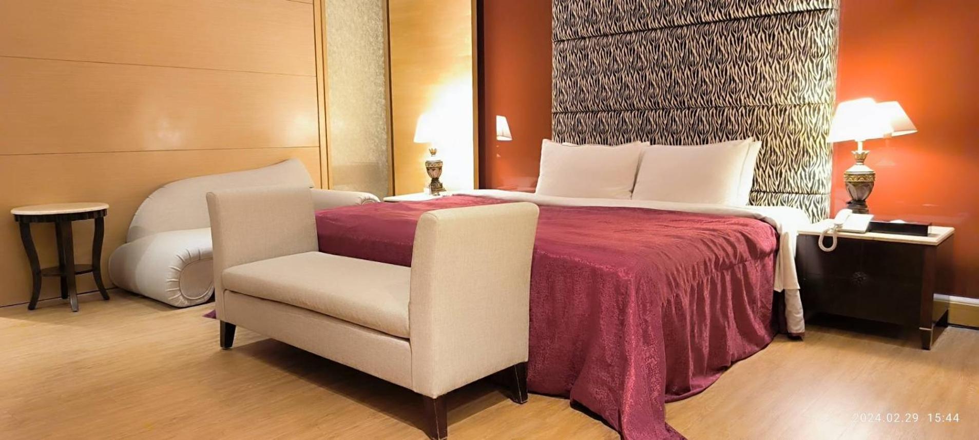 Shantis Motel Chiayi Extérieur photo
